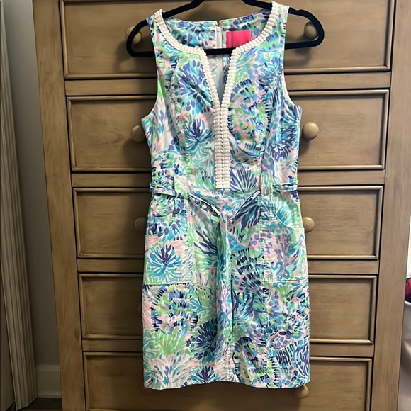 Lilly Pulitzer Dresses & Skirts - Lilly Pulitzer Vibrant Multicolor Dress